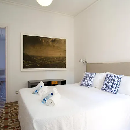 Apartment The Claris Suites II *