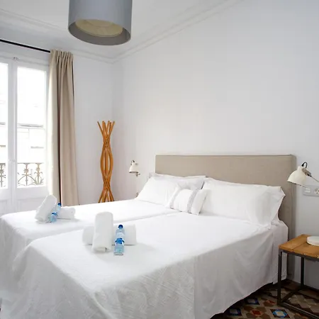 Apartment The Claris Suites II *