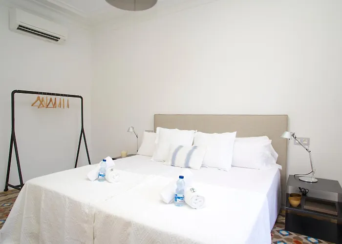 Apartment Barcelonaforrent The Claris Suites I Barcelona
