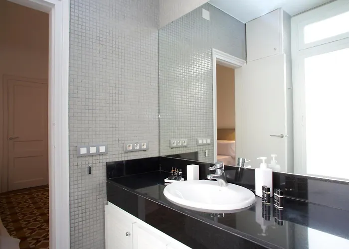 Apartment Barcelonaforrent The Claris Suites I Barcelona