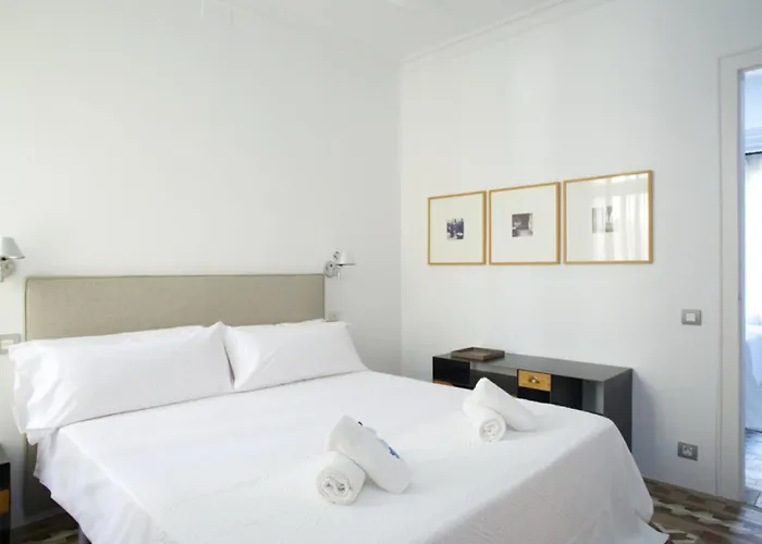 Apartment Barcelonaforrent The Claris Suites I