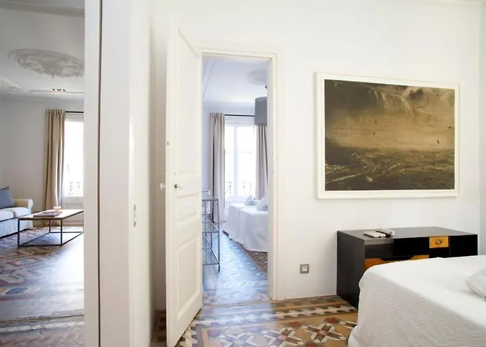 Barcelonaforrent The Claris Suites I * Barcelona