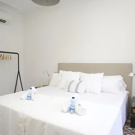 Apartment Barcelonaforrent The Claris Suites I *